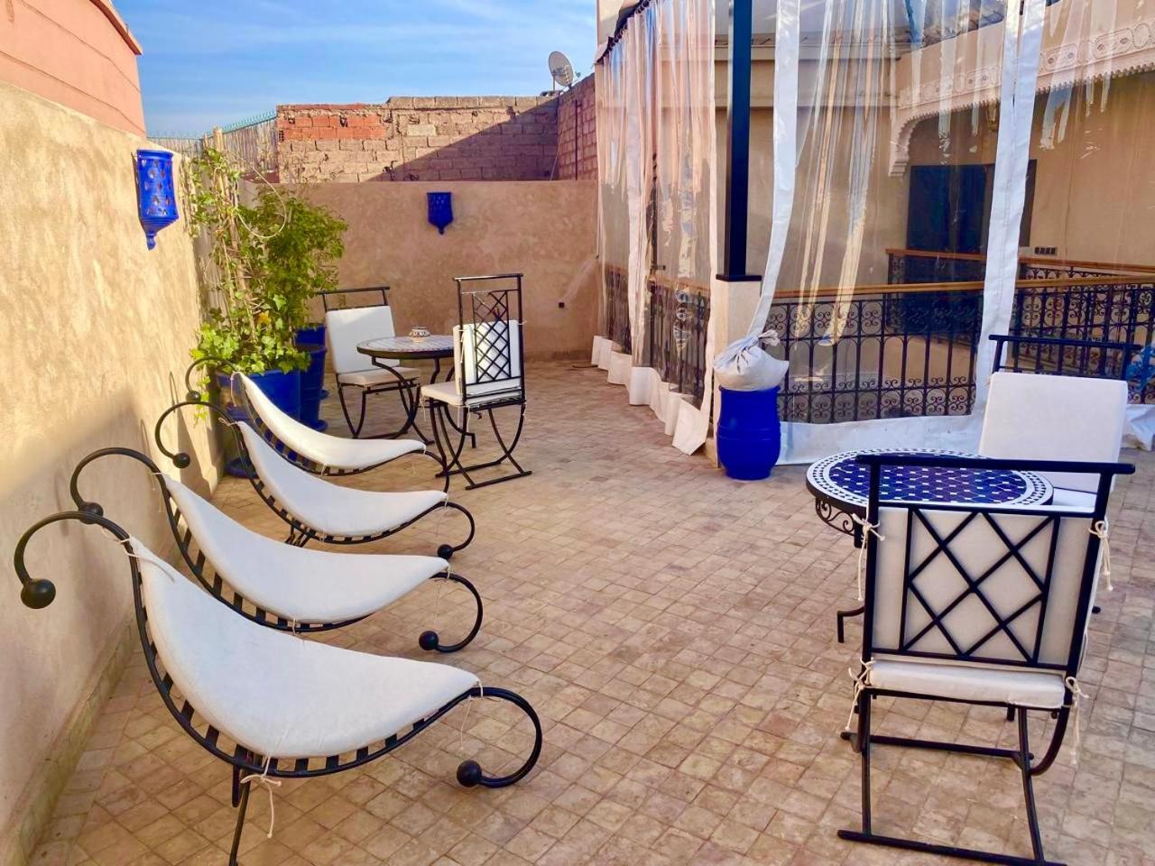 Riad Rose Mati Marrakesh Bagian luar foto