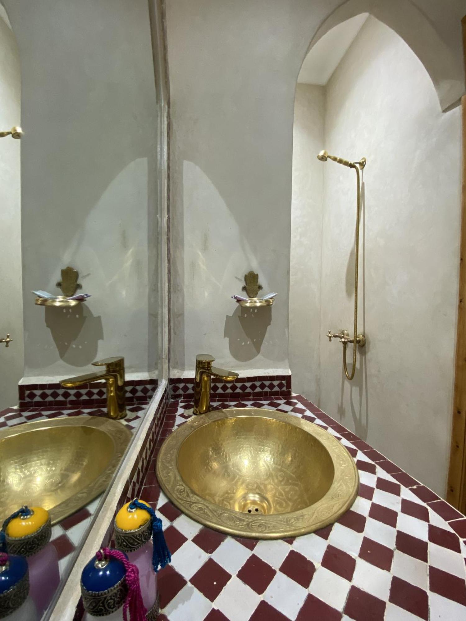 Riad Rose Mati Marrakesh Bagian luar foto